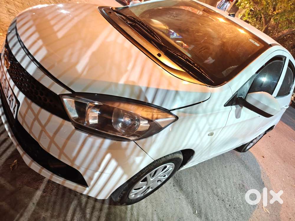 Tata Tiago 1.2 Revotron Xt, 2017, Petrol