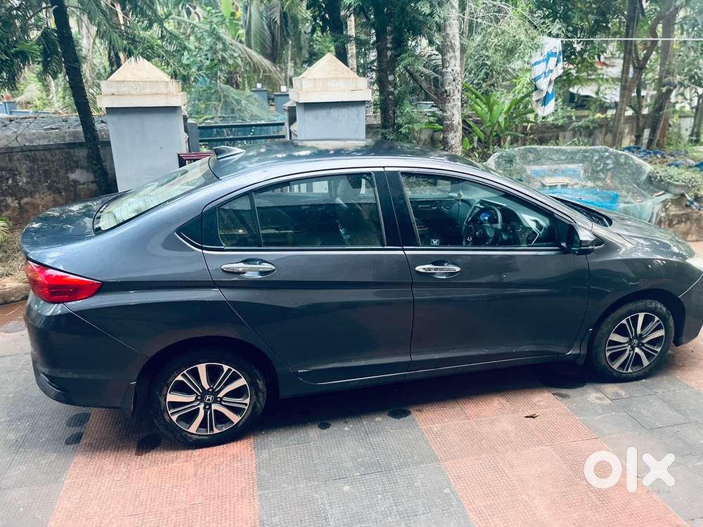 Honda City V Petrol Automatic (2018 Reg) - Low Km