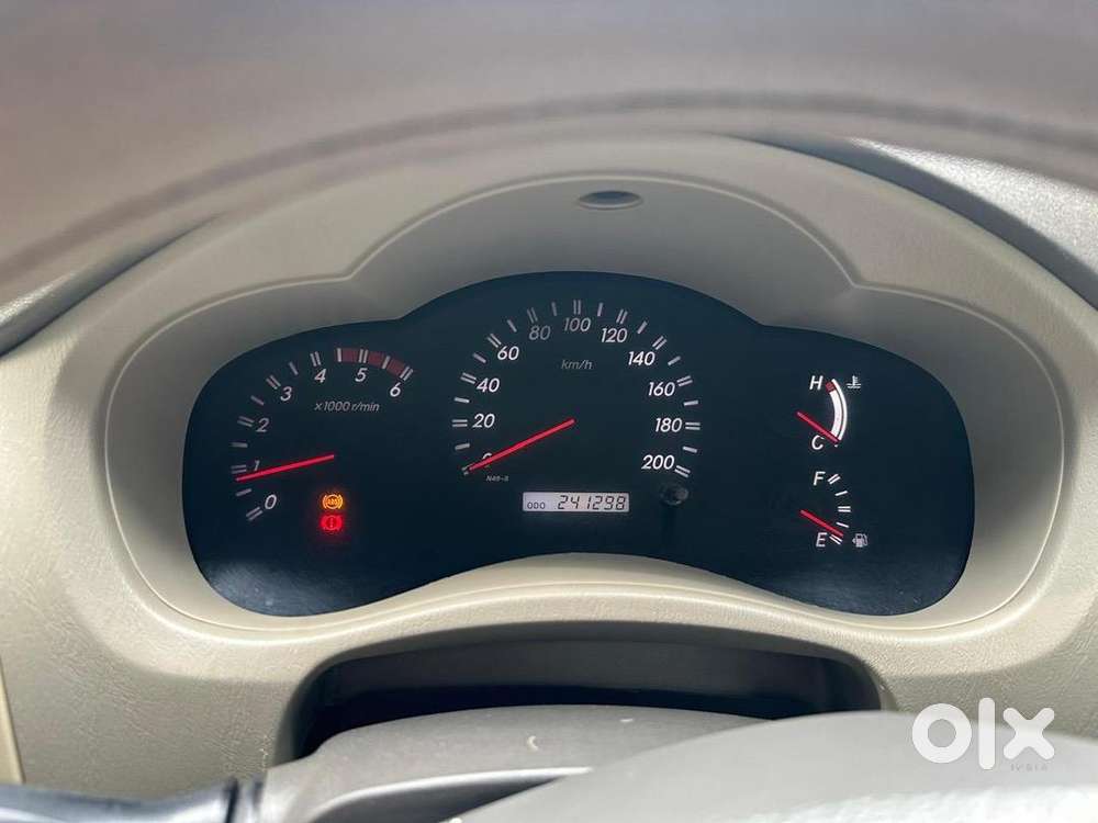 Toyota Innova 2009 Diesel Well Maintained