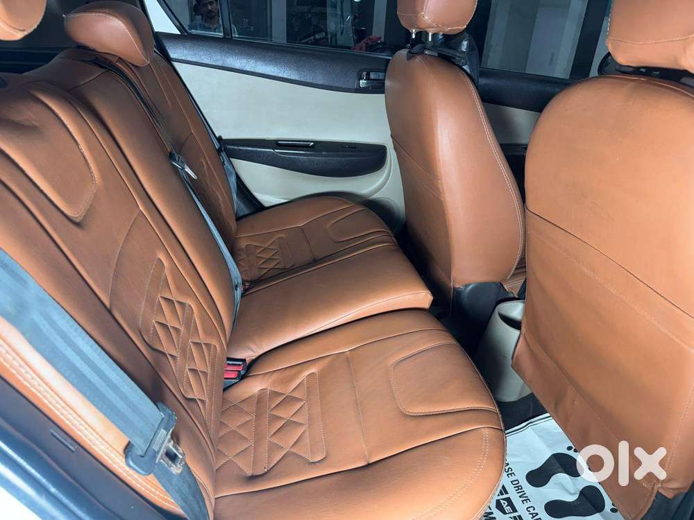 Hyundai I20 Petrol Asta Option, 2010, Petrol