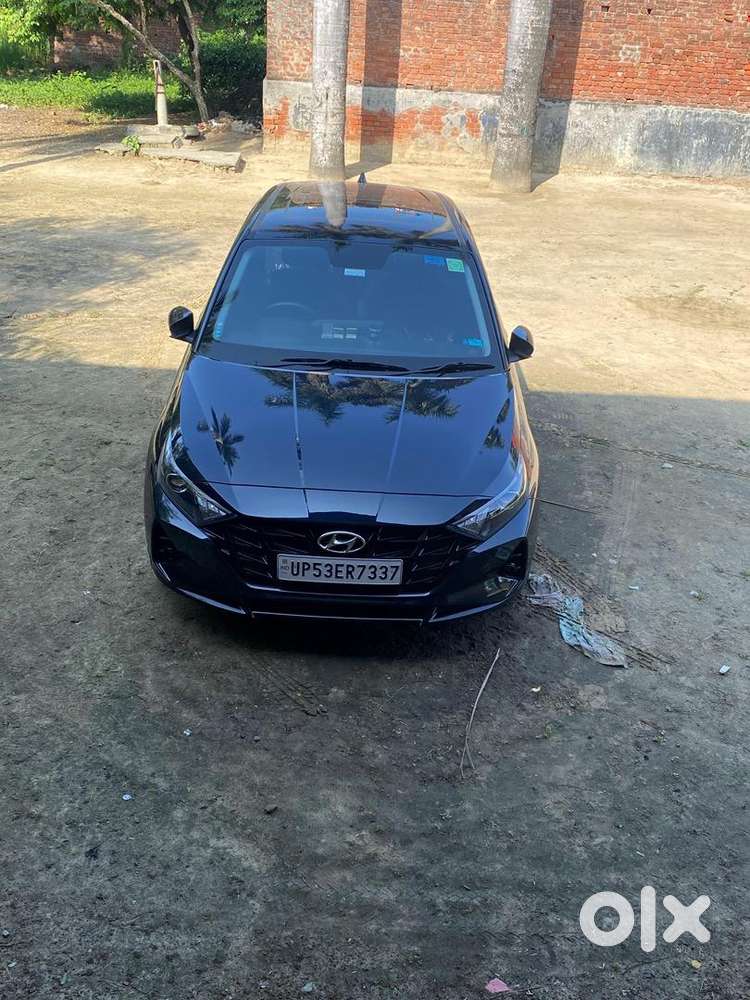 New I20 Top Model Well Maintain Good Condition
