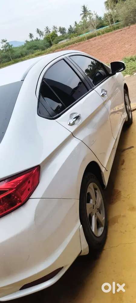 Honda City Zx 2016 Diesel 136500 Km Driven