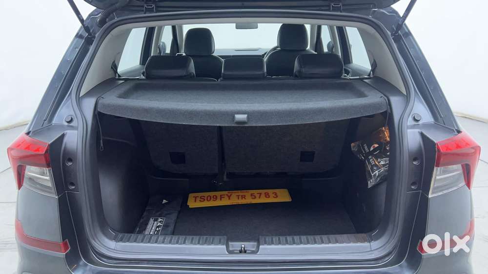 Skoda Kushaq Ambition 1.0l Tsi Mt, 2023, Petrol