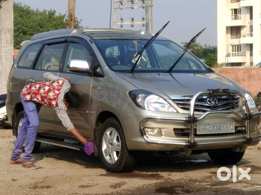 Toyota Ceo Co. Maintained 2008 Innova 2.5v Diesel 2.25l Km City 14kmpl