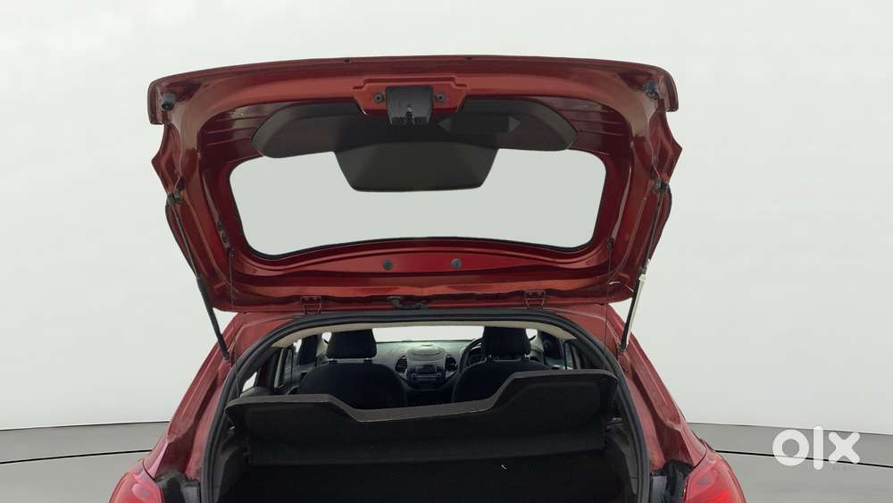 Ford Figo 2012-2015 Petrol Titanium, 2020, Petrol