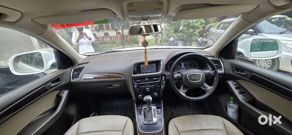 Single-handed Audi Q5 Quattro (2016) Diesel - Like New Condition