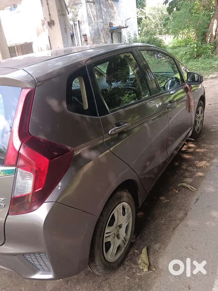 Honda Jazz Petrol 2016 Year