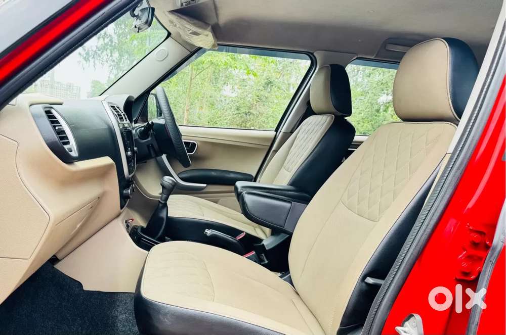 Mahindra Tuv 300 T10 Dual Tone, 2018, Diesel
