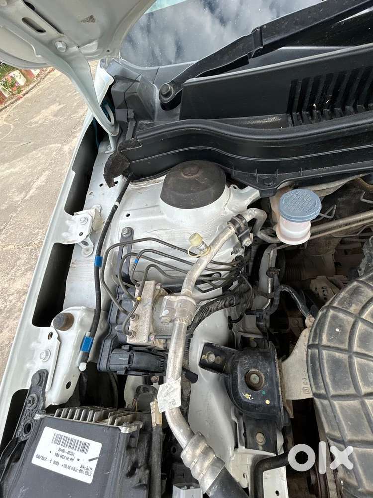 Maruti Suzuki Brezza Zxi Plus At, 2022, Petrol