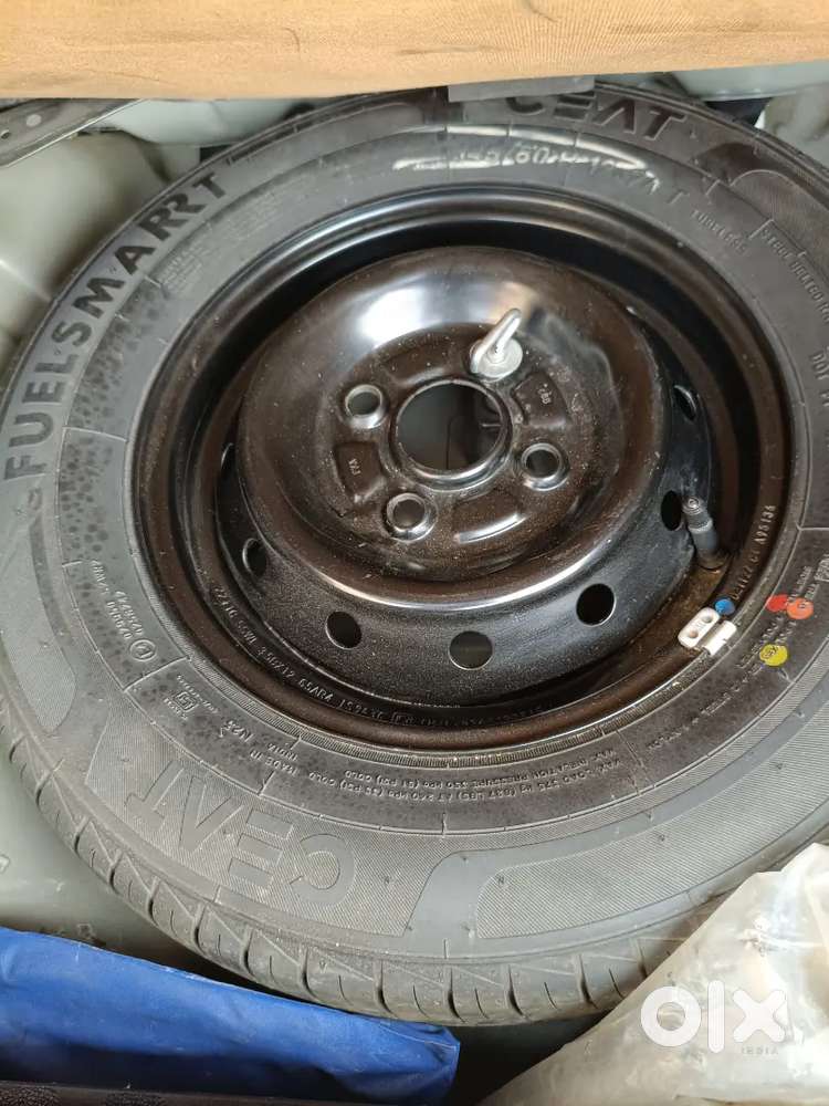 Brand New Condition No Scratch Lcd Center Lock Back