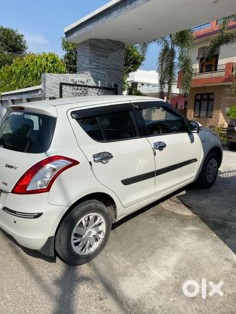 Maruti Suzuki Swift 2016y