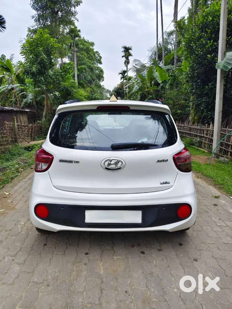 Hyundai Grand I10 Asta Petrol Manual
