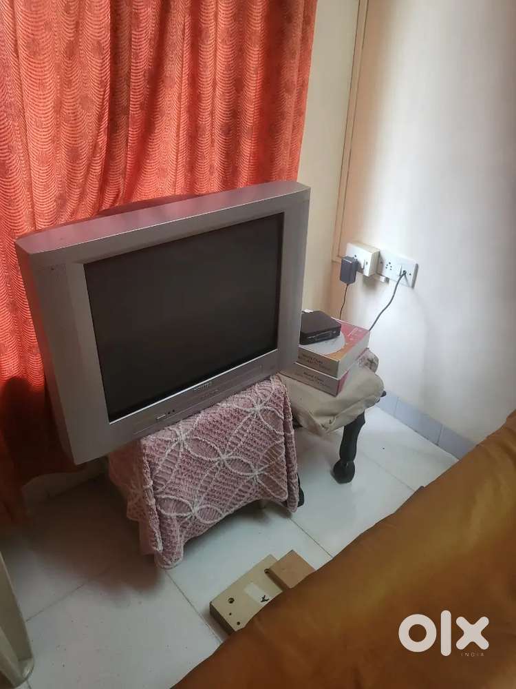 2 TV old model Philips and videocon_24 inches