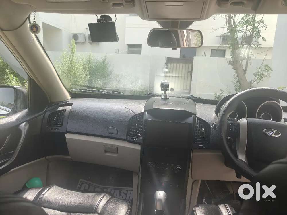 Mahindra Xuv500 2017 Diesel 77000 Km Driven