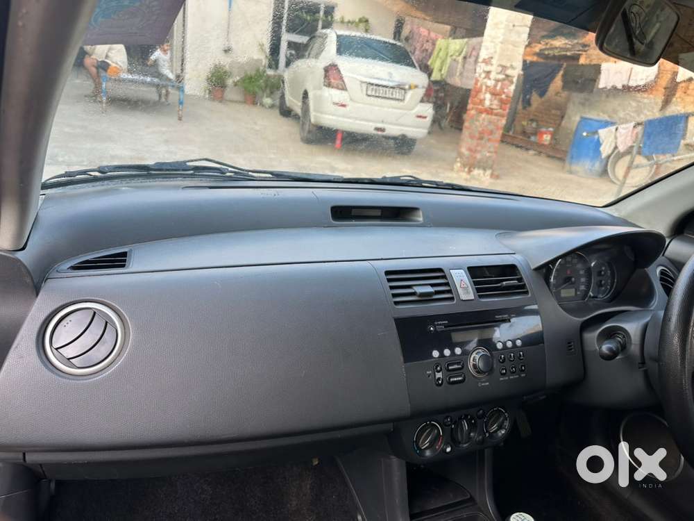 Maruti Suzuki Swift Dzire 2009 Petrol /cng