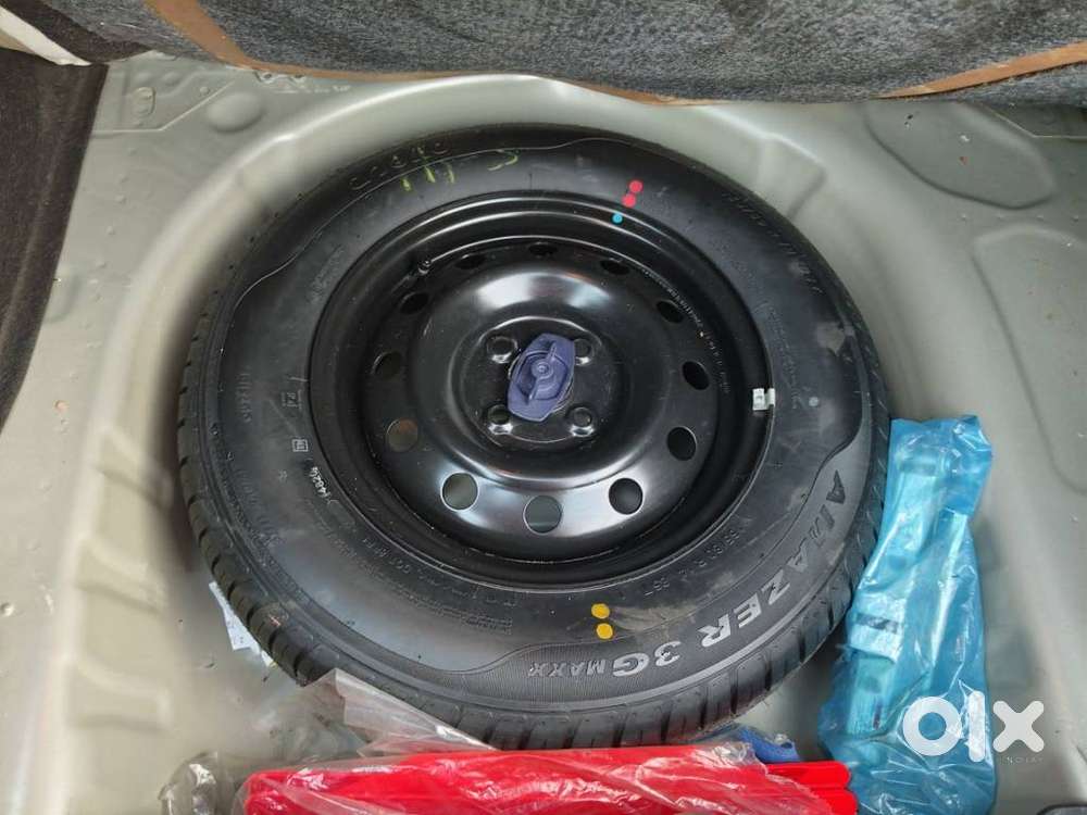 Maruti Suzuki Dzire 1.2 Vxi, 2021, Petrol