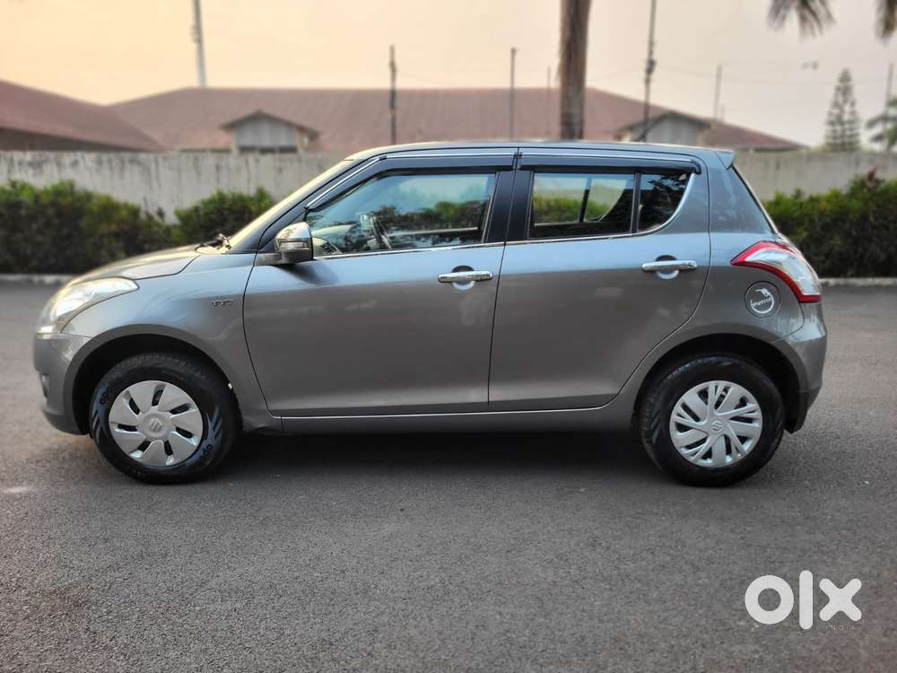 Maruti Suzuki Swift Vxi + Manual, 2014, Petrol