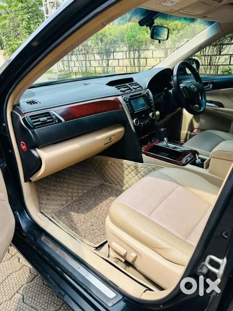 Toyota Camry 2012 Petrol 75000 Km Driven