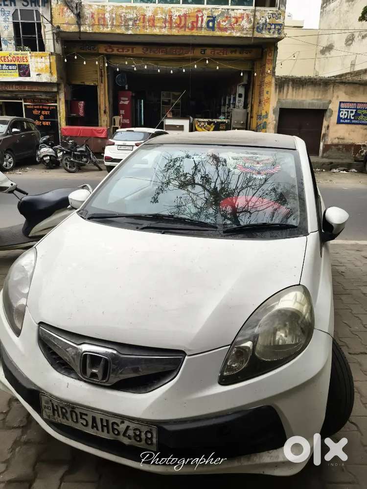 Honda Brio 2013