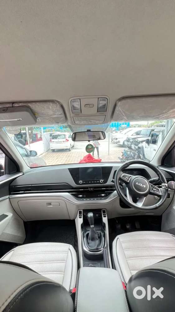 Kia Carens 1.4 Prestige 7 Str, 2022, Petrol