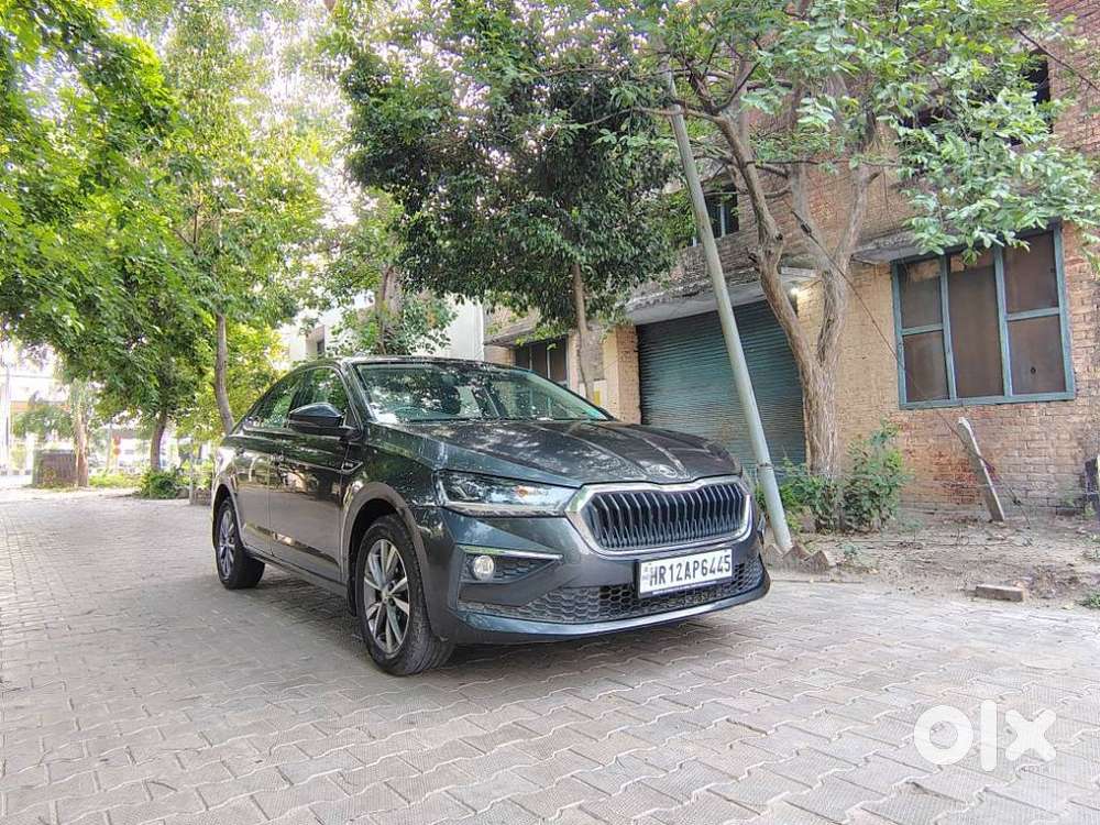 Skoda Slavia Style 1.0l Tsi At, 2022, Petrol
