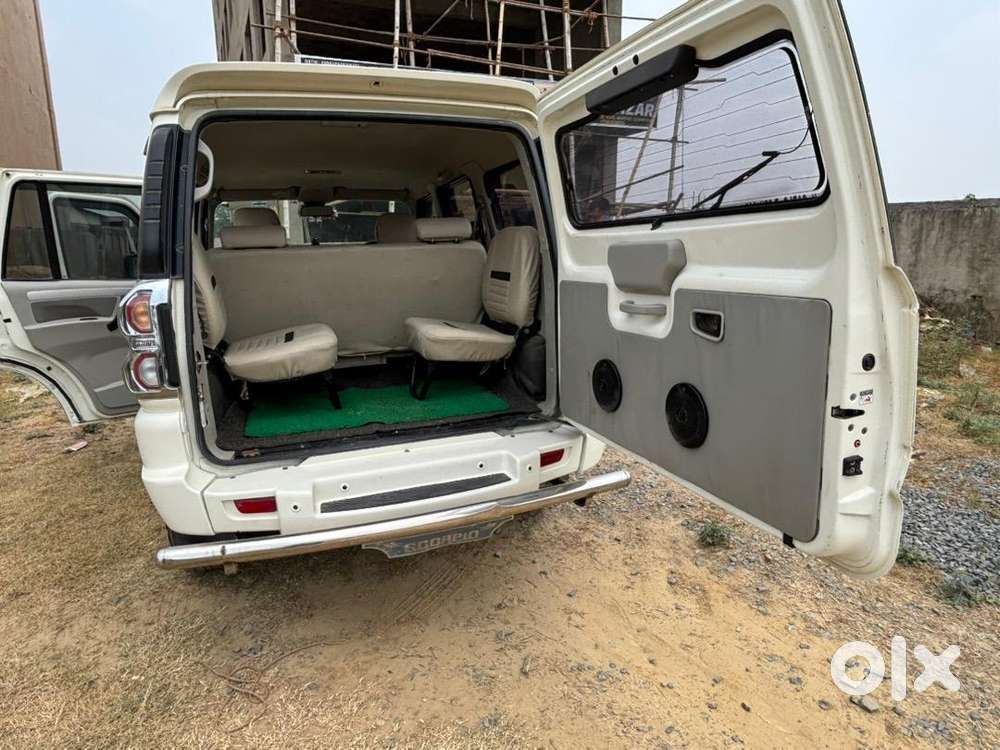 Mahindra Scorpio 2016 Diesel 70000 Km Driven Showroom Condtion
