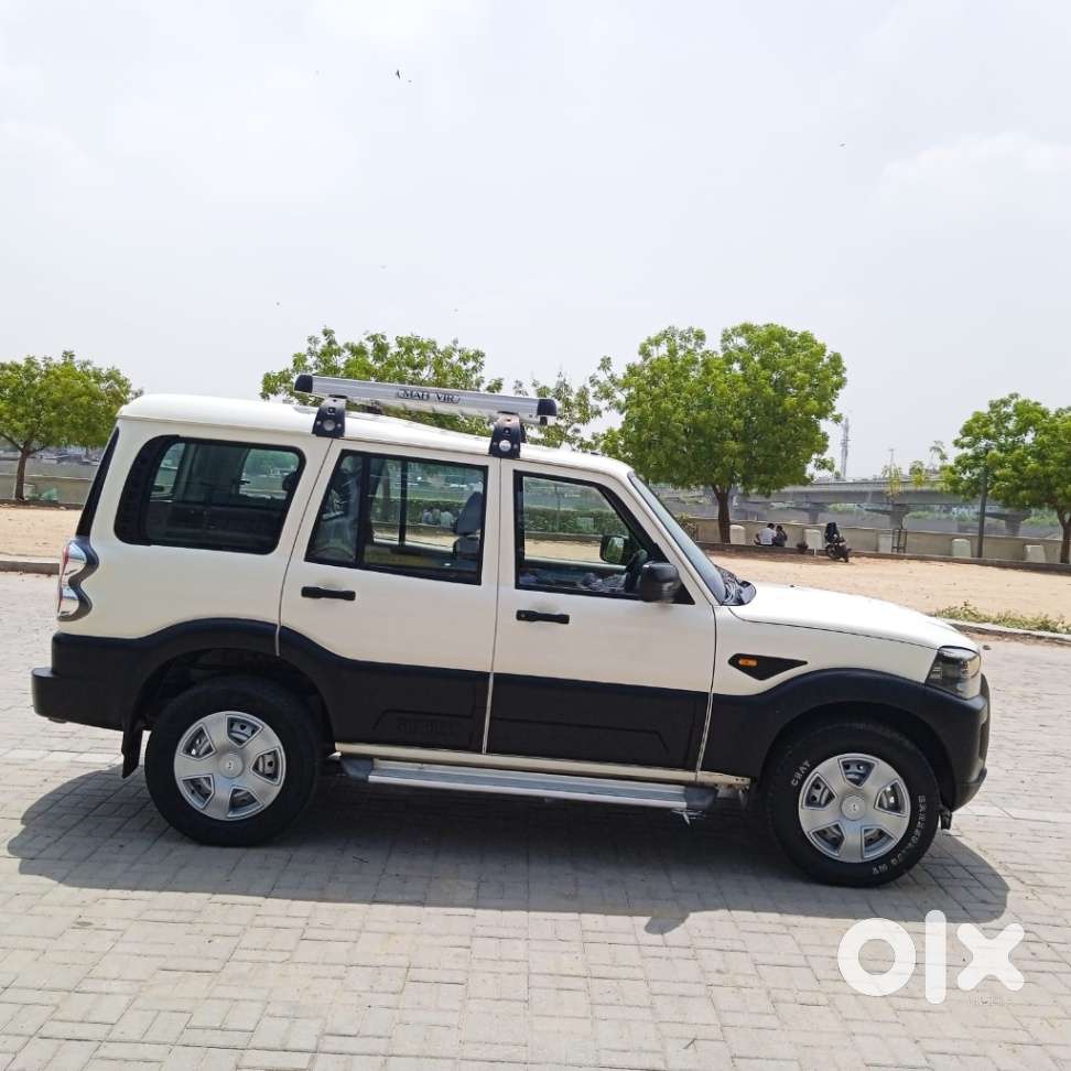 Mahindra Scorpio Intelli Hybrid S4 Plus, 2017, Diesel