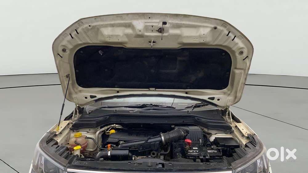 Mahindra Xuv300 W8, 2019, Petrol