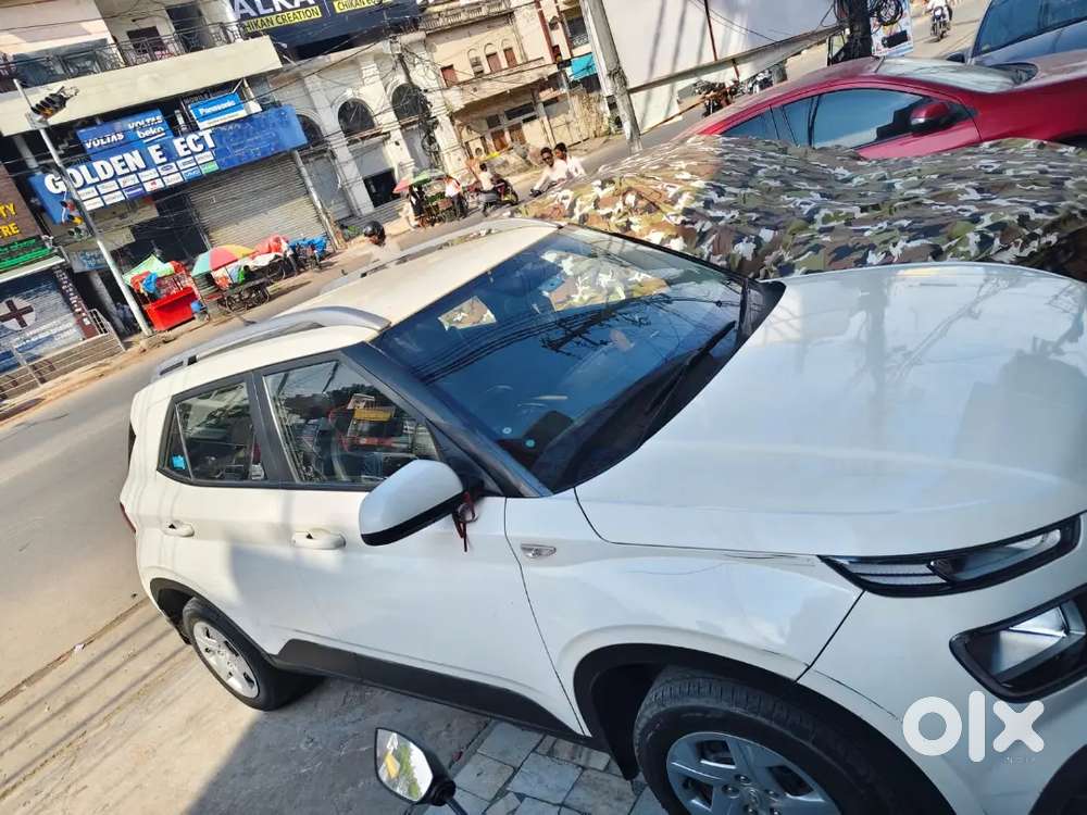 Hyundai Venue 2022 Petrol Good Condition
