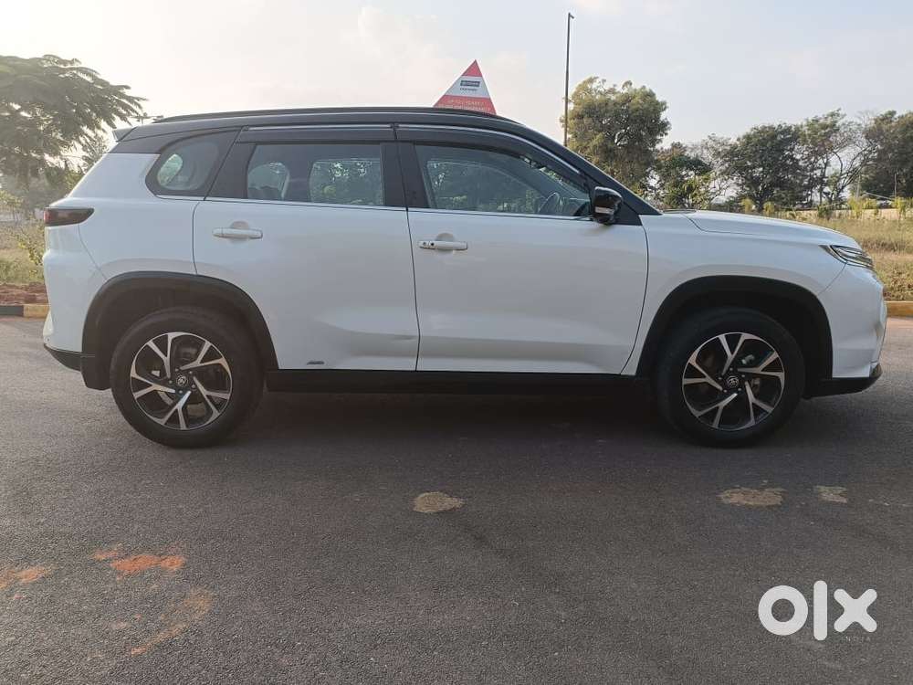 Toyota Urban Cruiser Hyryder V Neodrive Aero Edition, 2023, Petrol