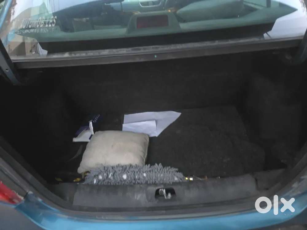 Single Hand Company Service Recorded Dzire In 3.25lacs