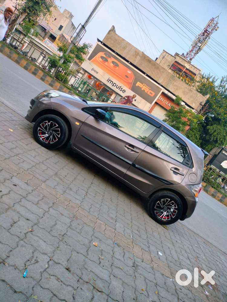 Honda Brio 2011-2013 V Mt, 2012, Petrol