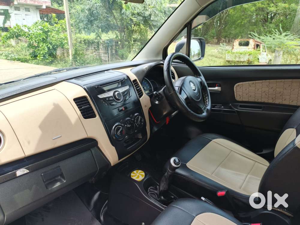 Maruti Suzuki Wagon R Vxi Optional, 2017, Petrol