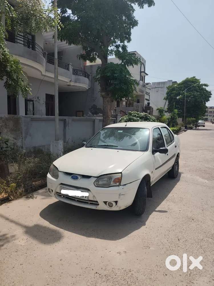Ford Ikon Diesel 2010 Variant Family Car ,chil Ac , Centr Lock ,25+ Av