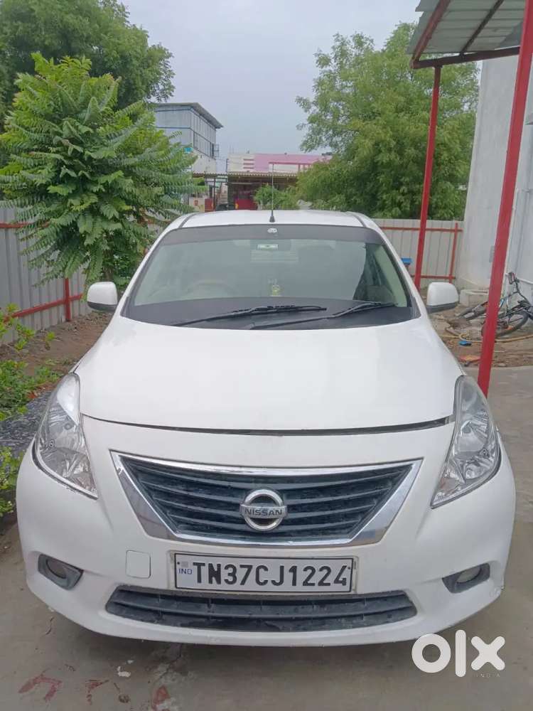 Nissan Sunny 2014