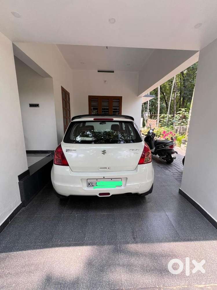 Maruti Suzuki Swift 2011