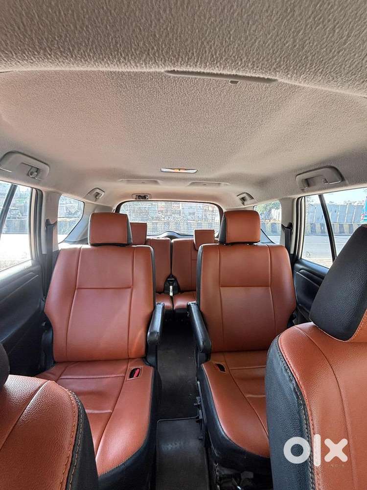 Toyota Innova Crysta 2016 Diesel Well Maintained