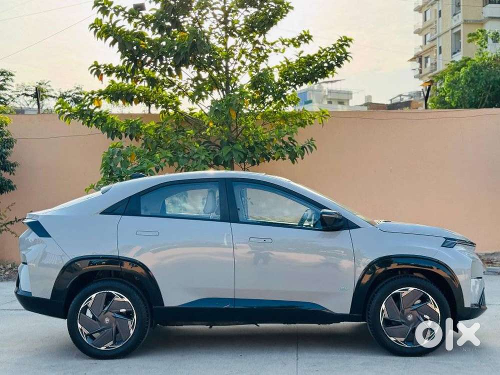 Tata Curvv Ev Empowered Plus 55, 2024, Electric