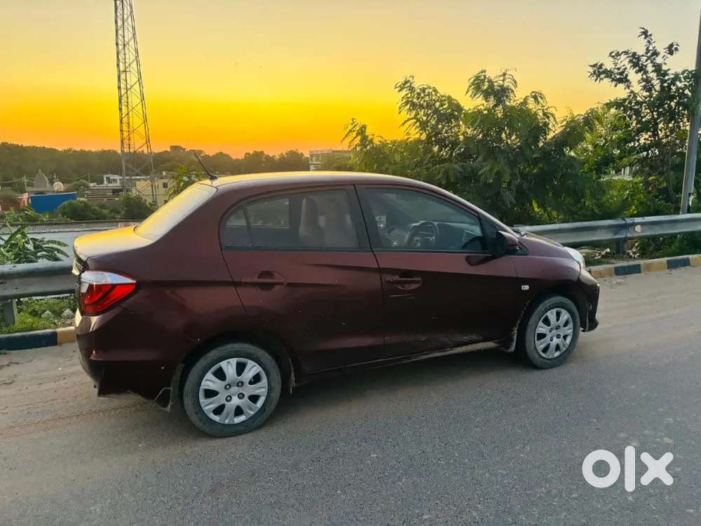 Honda Amaze 2017 Petrol 52500 Km Driven