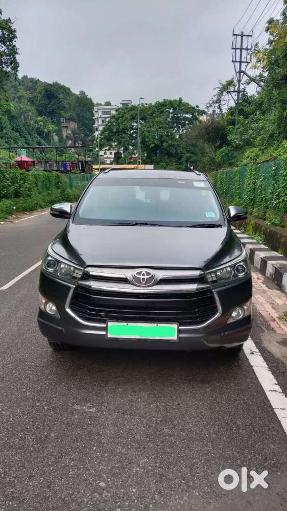 Toyota Innova Crysta 2017 Diesel 82000 Km Driven