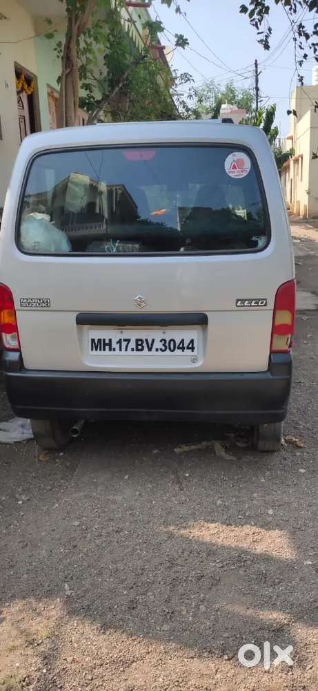 Maruti Suzuki Eeco Smiles 7-seater 2017