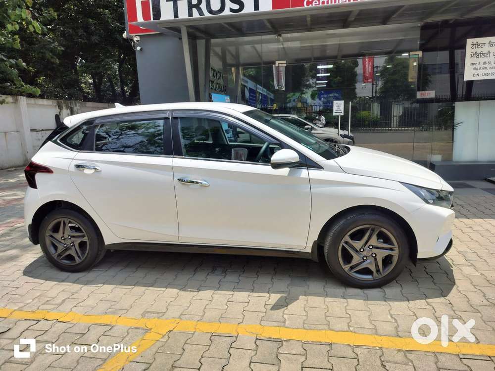 Hyundai I20 Sportz 1.2 Vtvt, 2023, Petrol