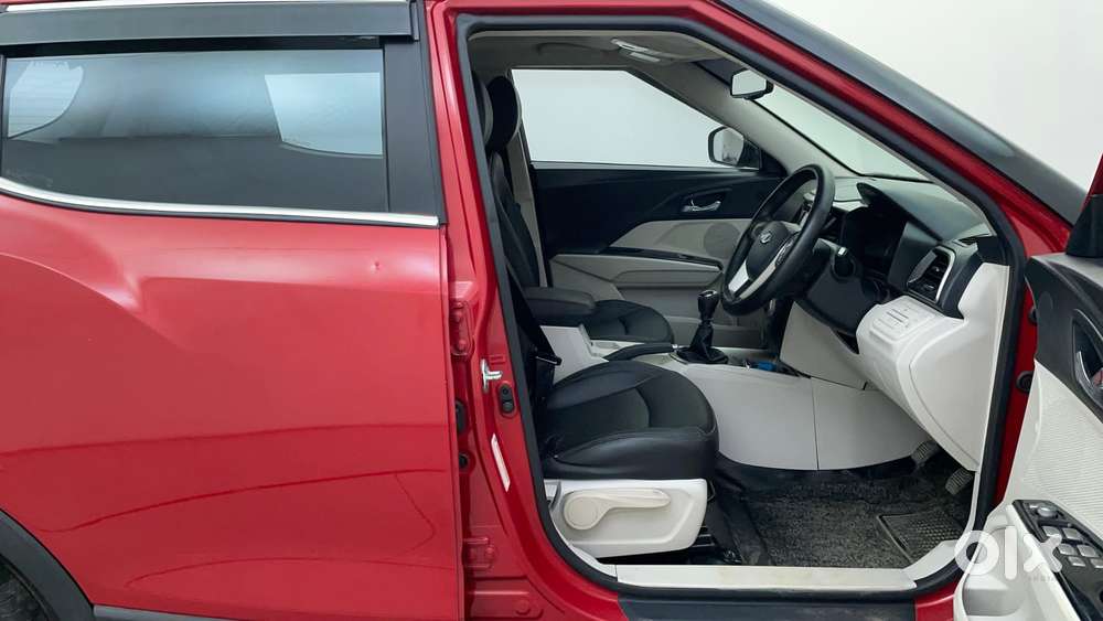 Mahindra Xuv300 W8 Option, 2021, Petrol