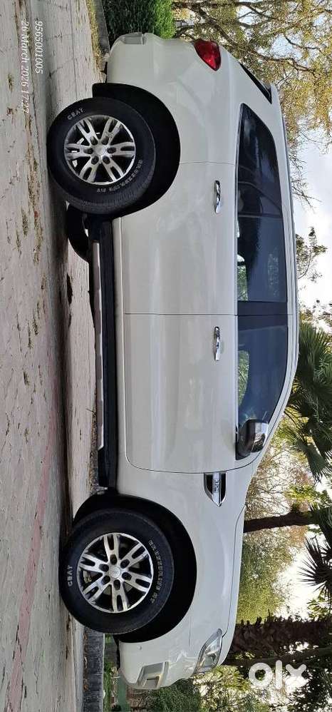 Ford Endeavour 3.2 Titanium 4x4 At, 2016, Diesel