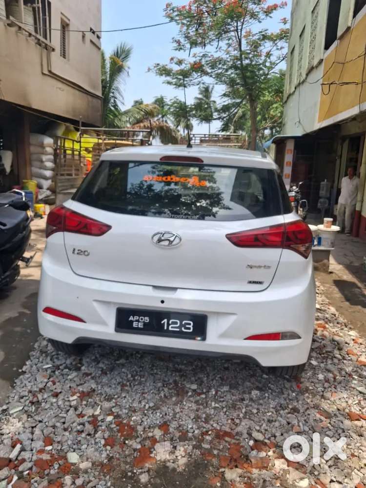 Hyundai I20 2017 Diesel 84000 Km Driven