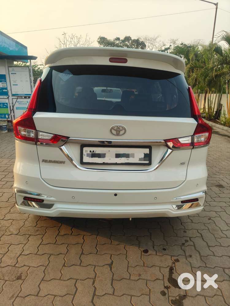 Toyota Rumion S Cng, 2024, Petrol