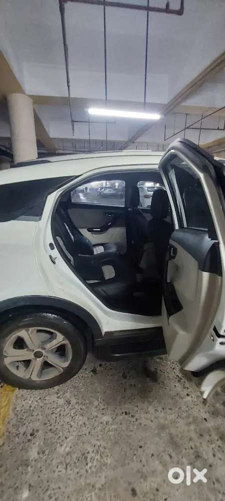 Tata Nexon Xz + (s) - 32k Driven