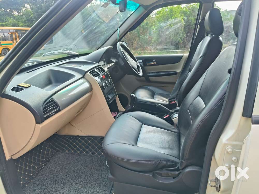 Tata Safari Storme Lx, 2013, Diesel