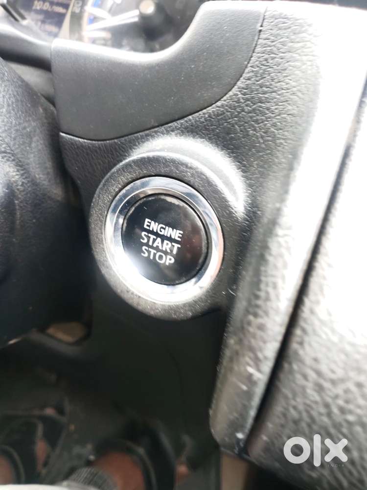 Toyota Innova Crysta 2.4 V, 2016, Diesel