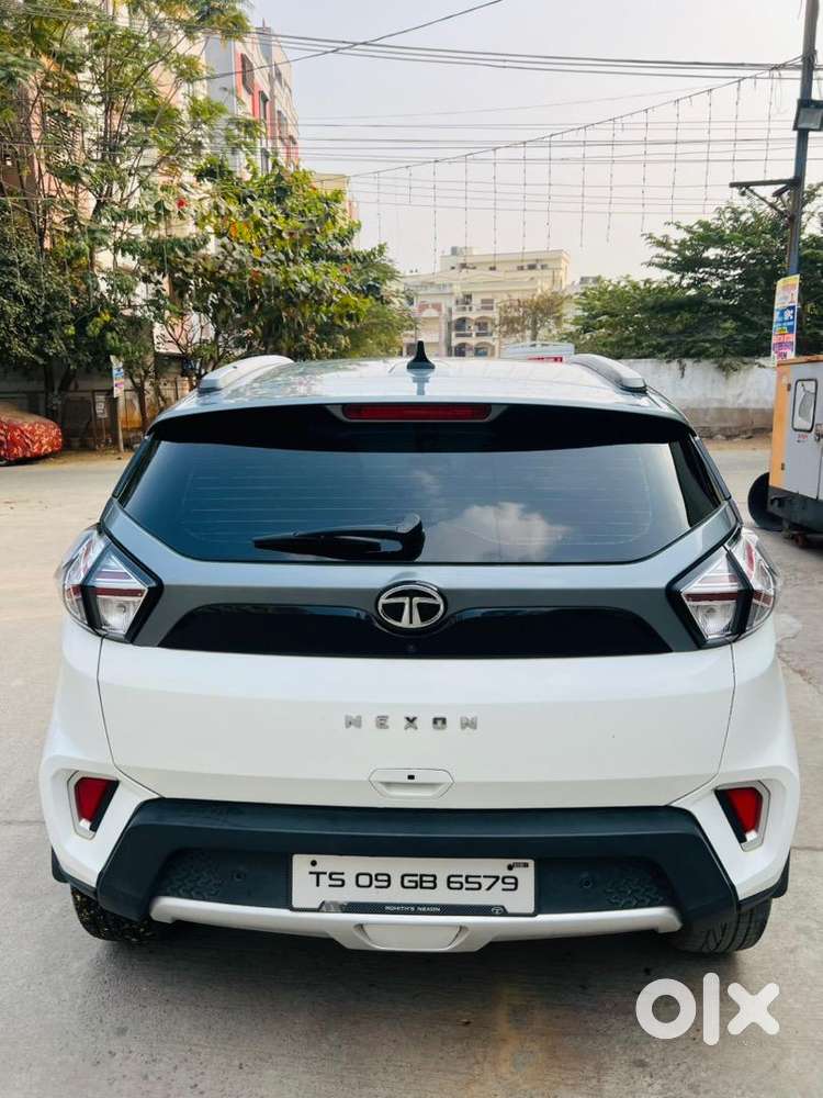 Tata Nexon Xz +s Showroom Track Completely